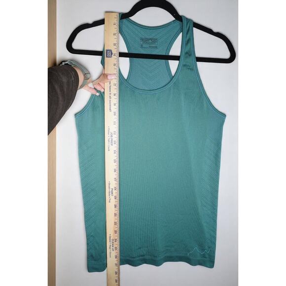 Patagonia Active Tank Top Women’s M Teal Blue Seamless Stretch Racerback Workout - Picture 8 of 11
